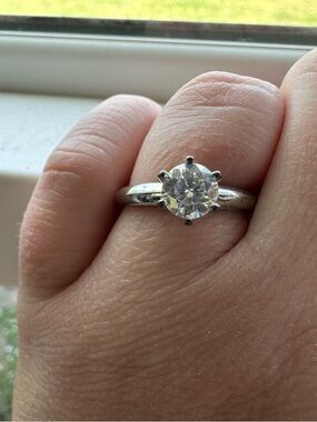 Classic 1 CT Solitaire Round-Cut Moissanite Ring in 18k White Gold